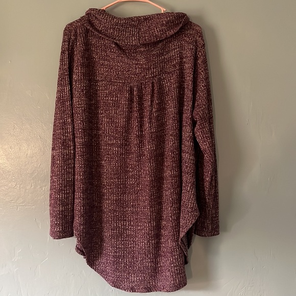 Only worn a few times, like new - Picture 2 of 3